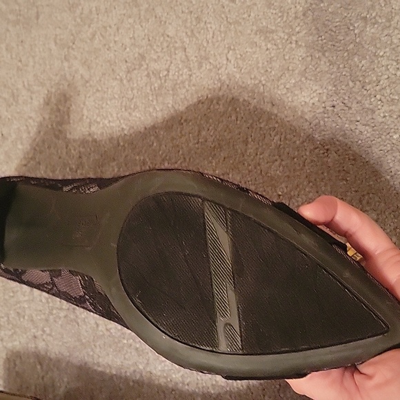 Anne Klein Black Lace Pumps with Gold Trim - Picture 3 of 5